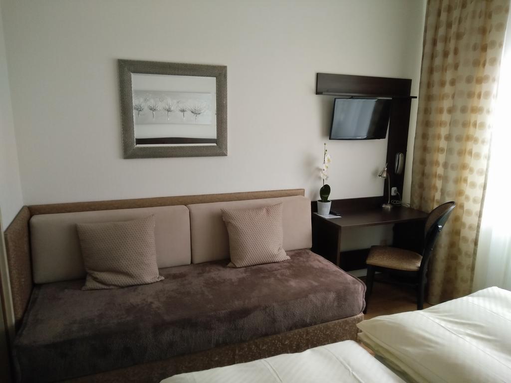 Hotel Alfa Neu-Isenburg Szoba fotó