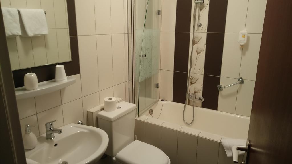 Hotel Alfa Neu-Isenburg Kültér fotó